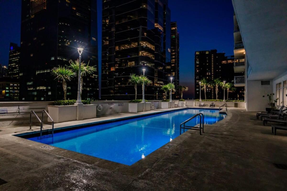 Bnb Hyperion - 3B Condo W Pool, Spa & Ocean View Miami Exterior photo